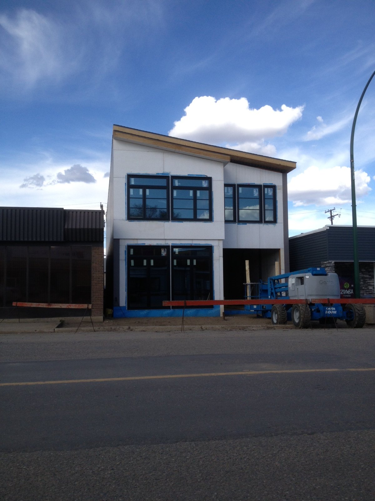 Street-front commercial infill